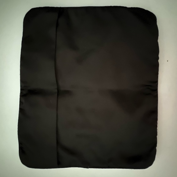 Guerlain satin case travel protection dust for makeup / cosmetics brushes, black - Picture 9 of 16